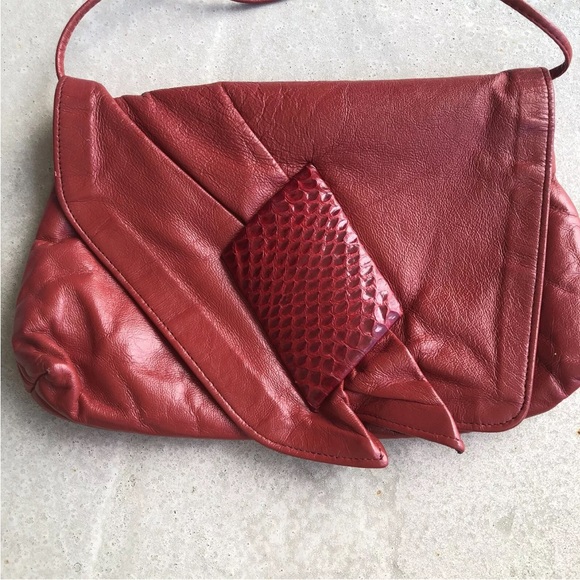 Red Snakeskin Purse Clutch Leather Reptile Bag Cross Body Vintage 70s 80s - Picture 2 of 10